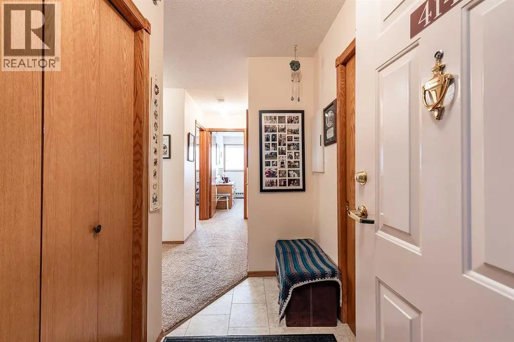 414, 22 Park Meadows Drive SE
