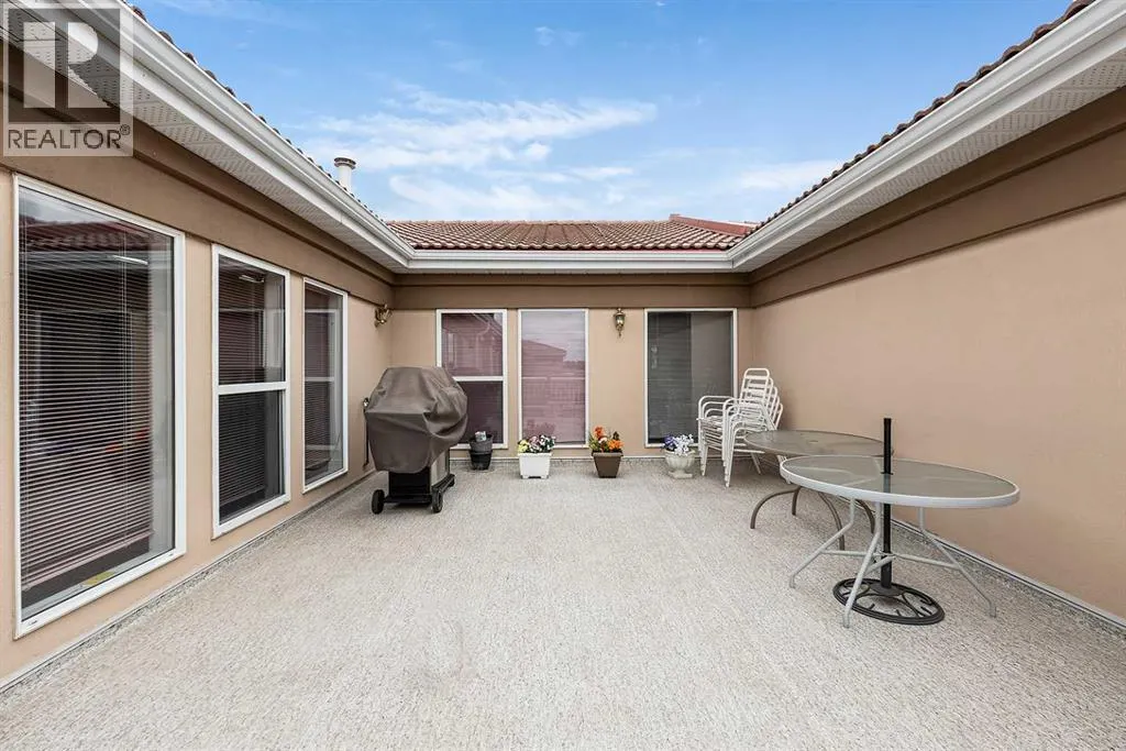 414, 22 Park Meadows Drive SE
