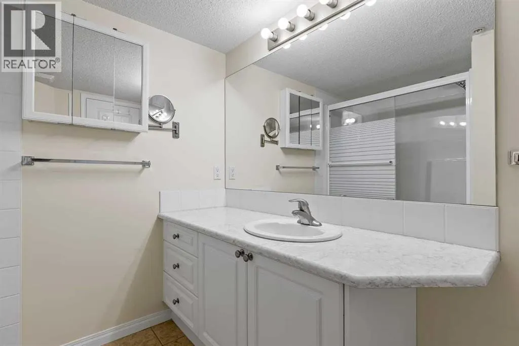 107, 40 Parkridge View SE