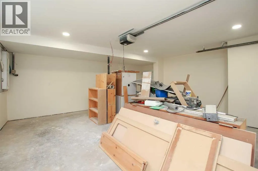 27 Gregson Crescent