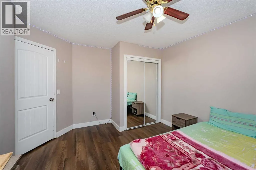 4 Del Ray Crescent NE