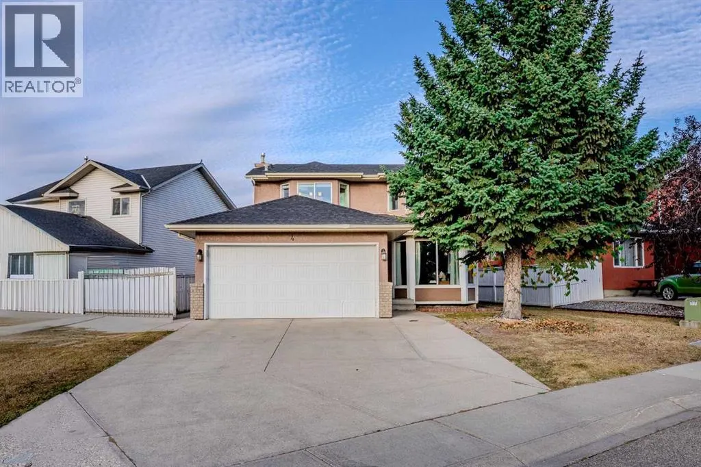 4 Del Ray Crescent NE