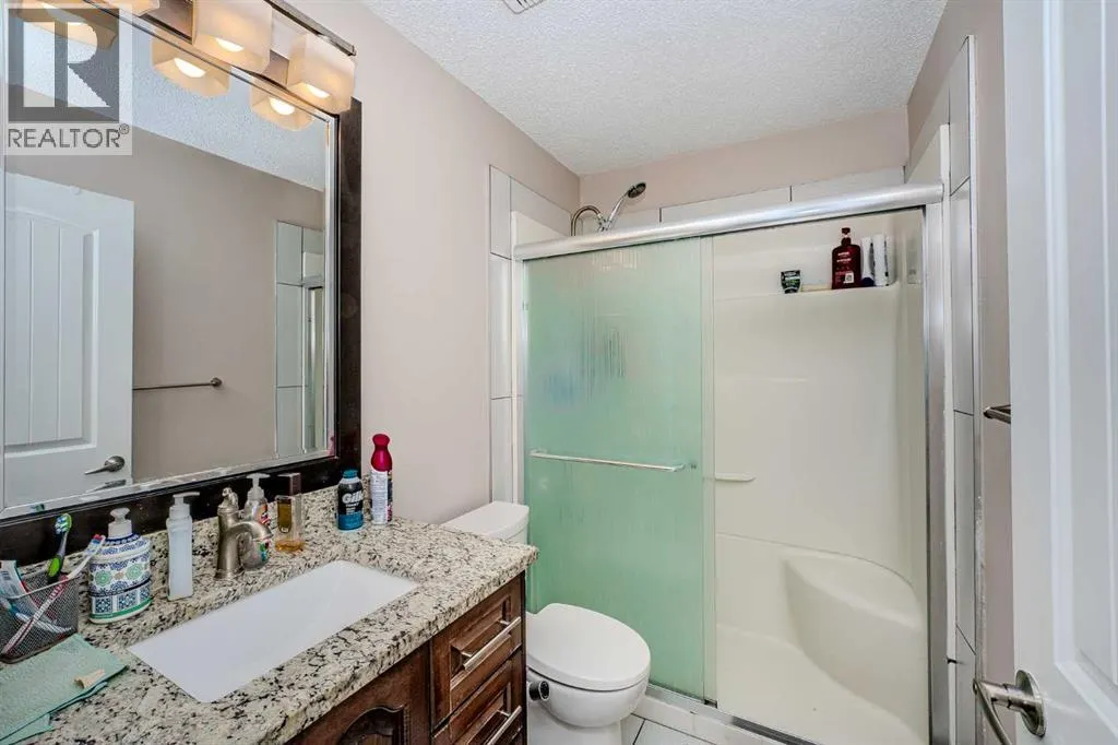 4 Del Ray Crescent NE