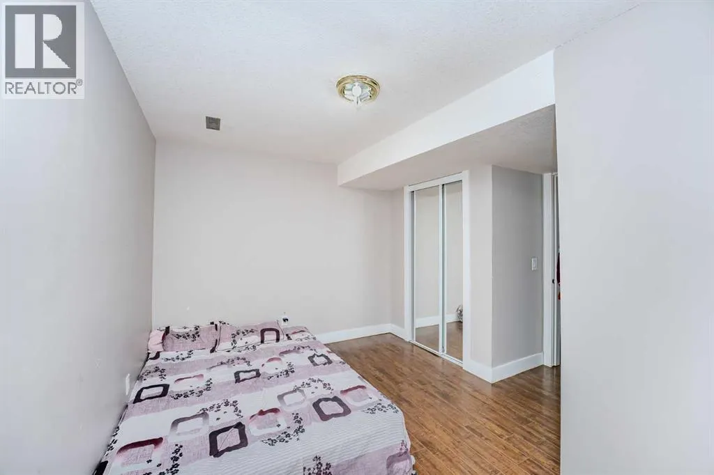4 Del Ray Crescent NE