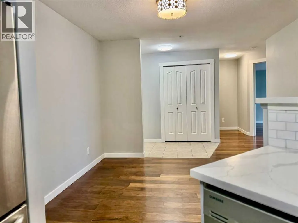 1212, 2518 Fish Creek Boulevard SW