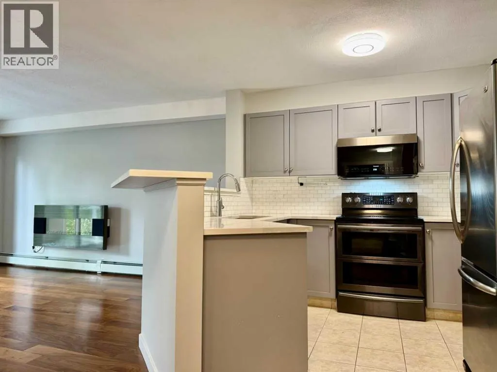 1212, 2518 Fish Creek Boulevard SW