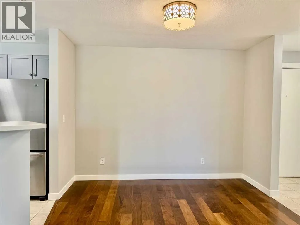 1212, 2518 Fish Creek Boulevard SW