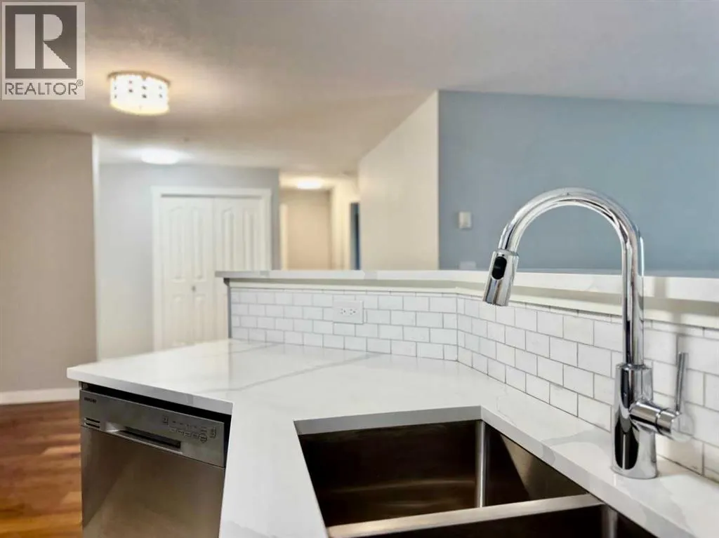 1212, 2518 Fish Creek Boulevard SW