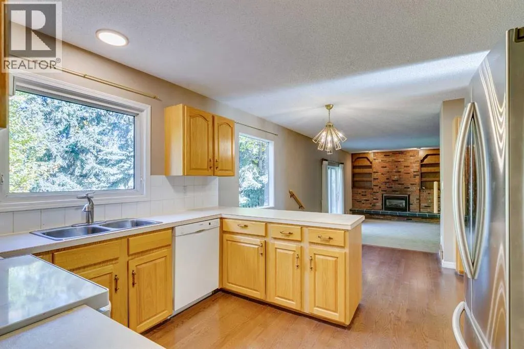 1257 Varsity Estates Road NW