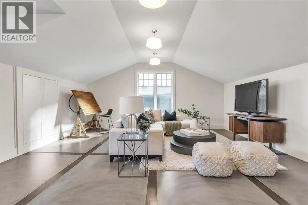 625 Britannia Drive SW