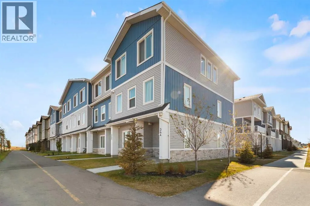 344 Corner Meadows Square NE