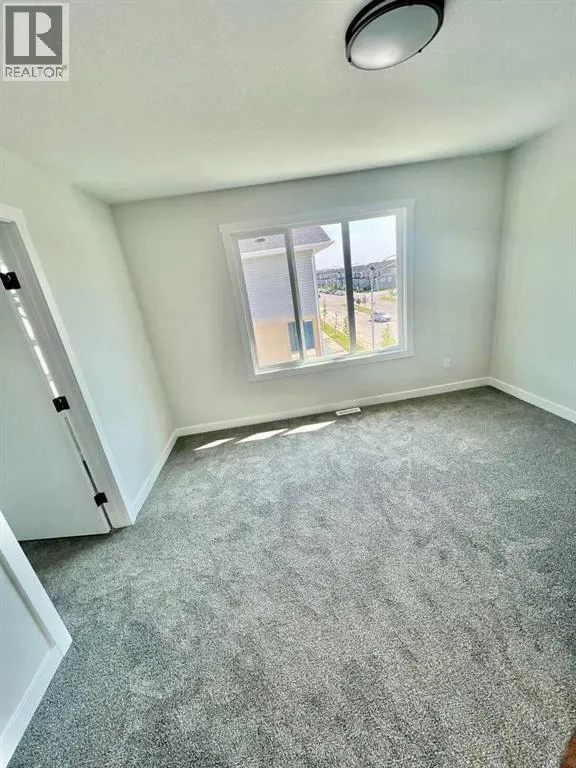 344 Corner Meadows Square NE
