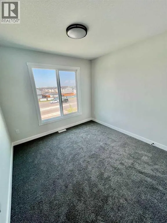 344 Corner Meadows Square NE