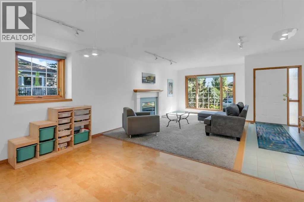 4 Christie Gardens SW