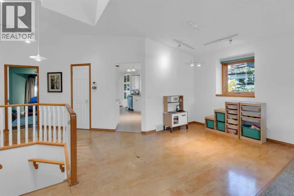 4 Christie Gardens SW