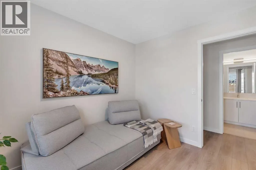 90 Savoy Landing SE