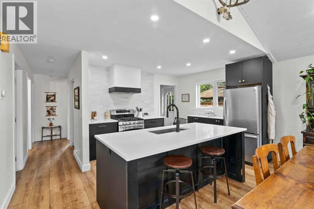 104 Thorson Crescent