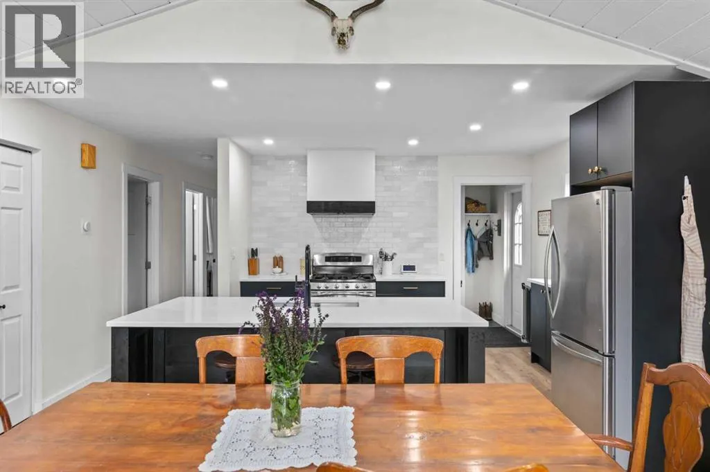 104 Thorson Crescent