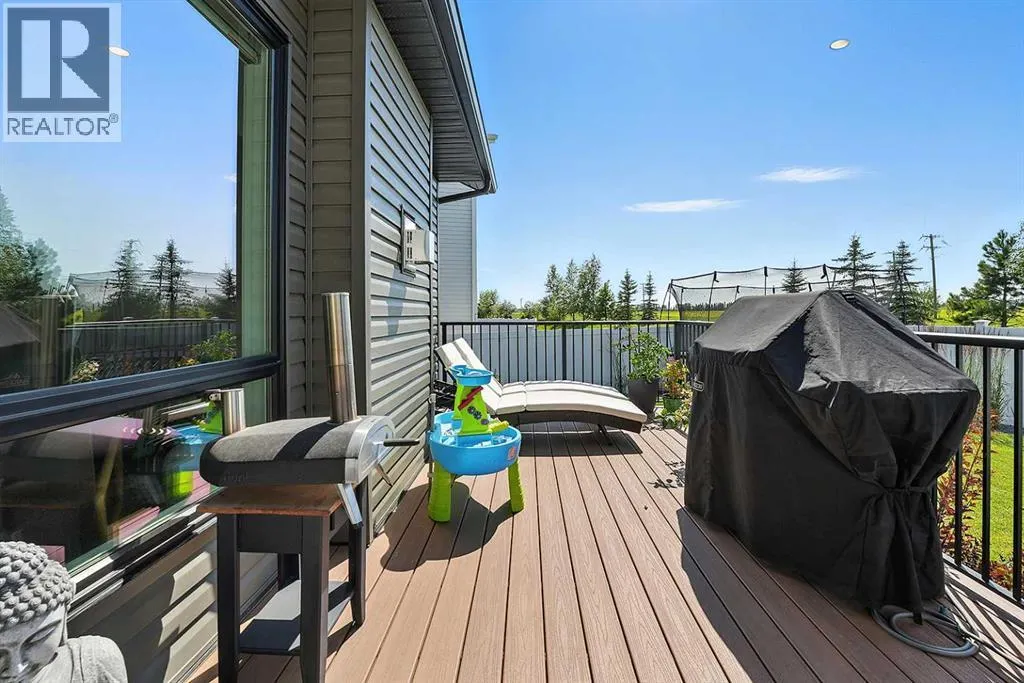 84 Emmett Crescent