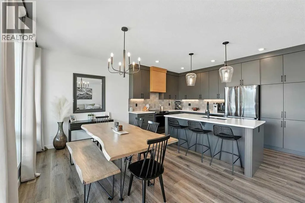 84 Emmett Crescent