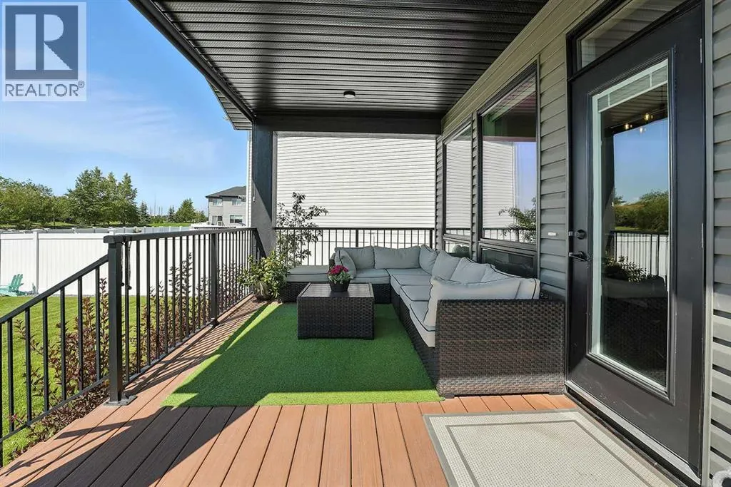 84 Emmett Crescent