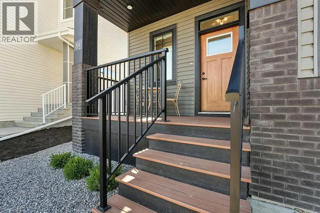 84 Emmett Crescent