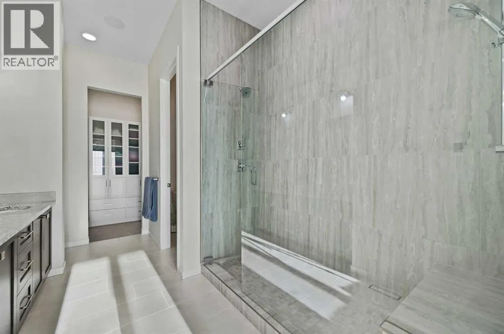 12 Cranbrook Mews SE