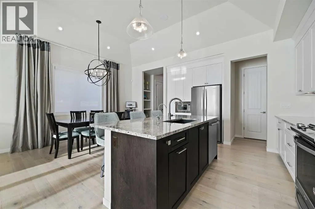 12 Cranbrook Mews SE