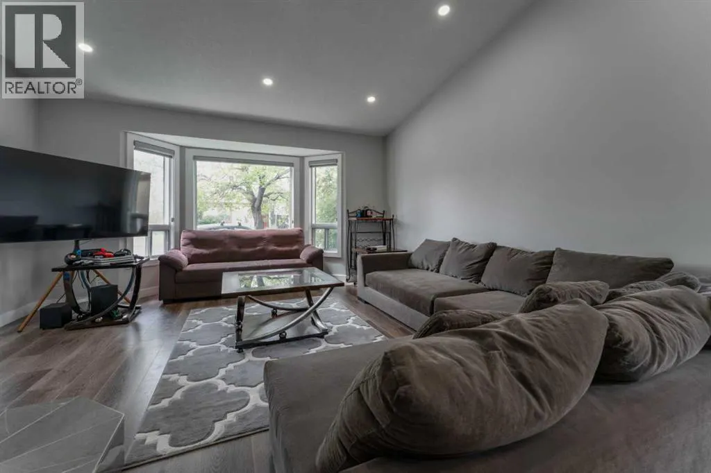 36 Whitehaven Road NE