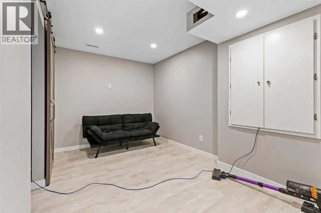 26 Chaparral Valley Common SE