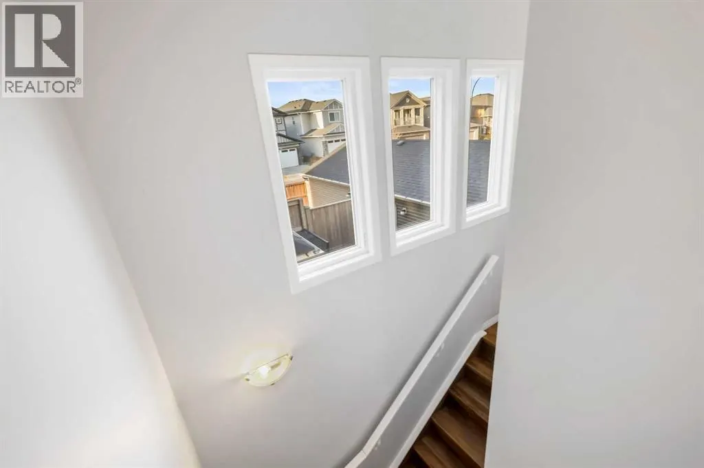 76 Legacy Glen Row SE