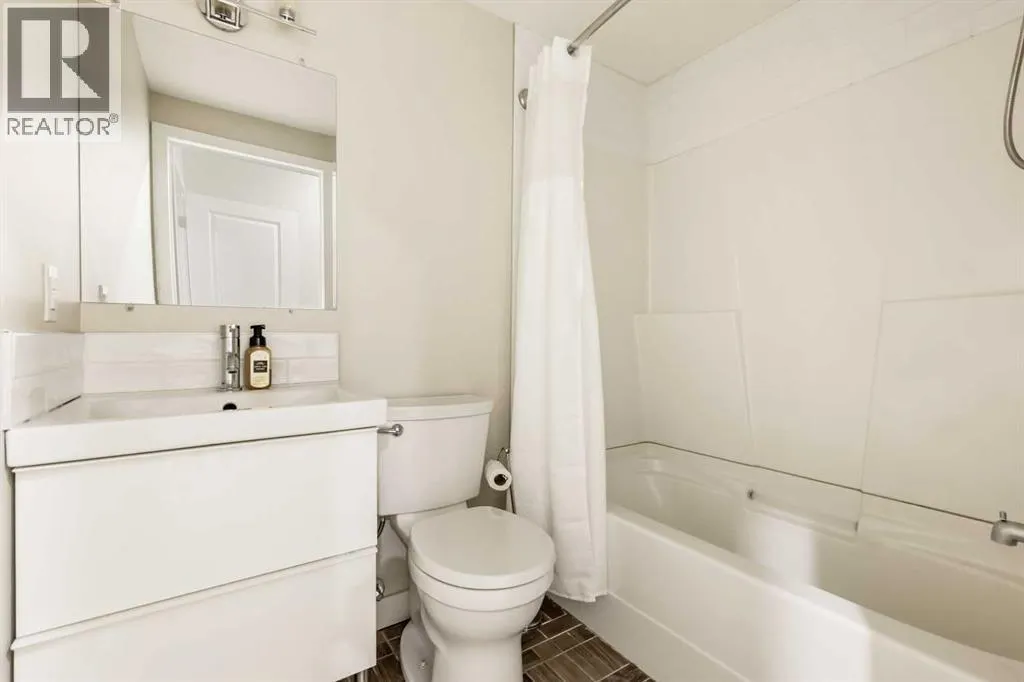 76 Legacy Glen Row SE