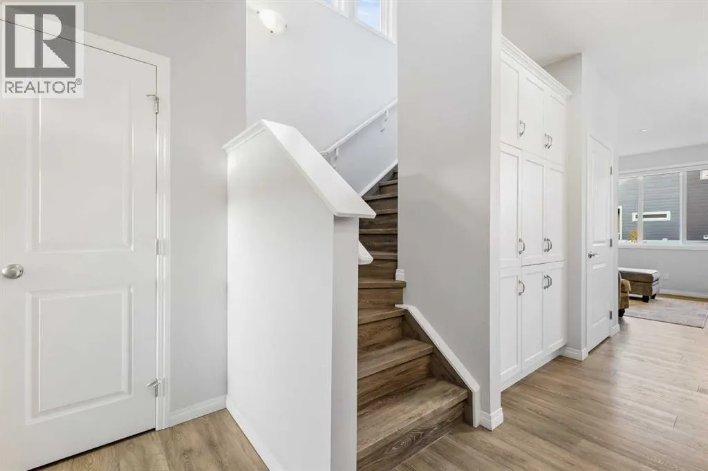 76 Legacy Glen Row SE