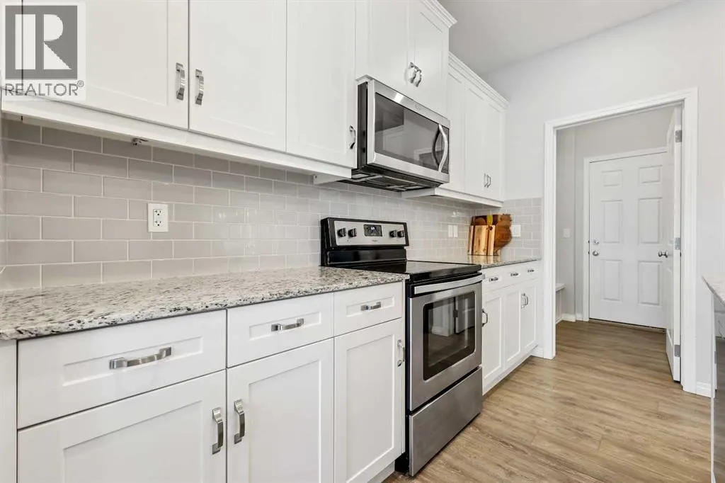 76 Legacy Glen Row SE