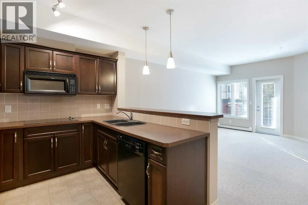 217, 60 Royal Oak Plaza NW