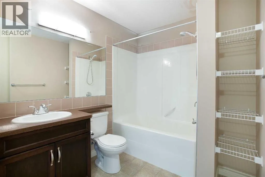 217, 60 Royal Oak Plaza NW