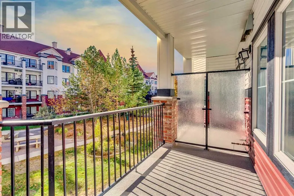 217, 60 Royal Oak Plaza NW