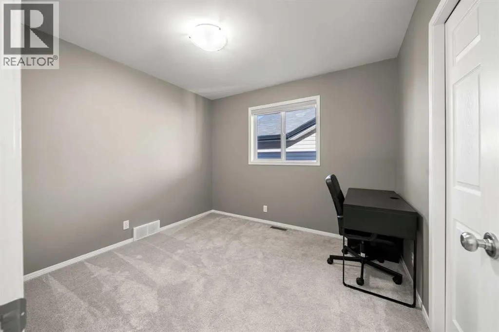 1038 Bridlemeadows Manor SW