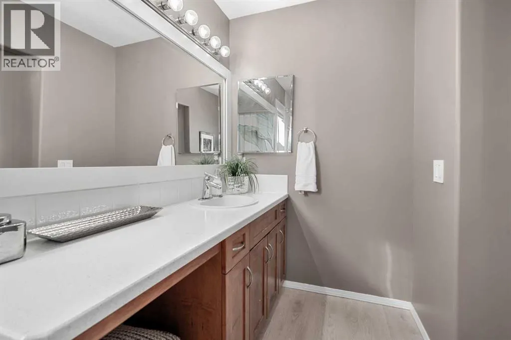 1038 Bridlemeadows Manor SW