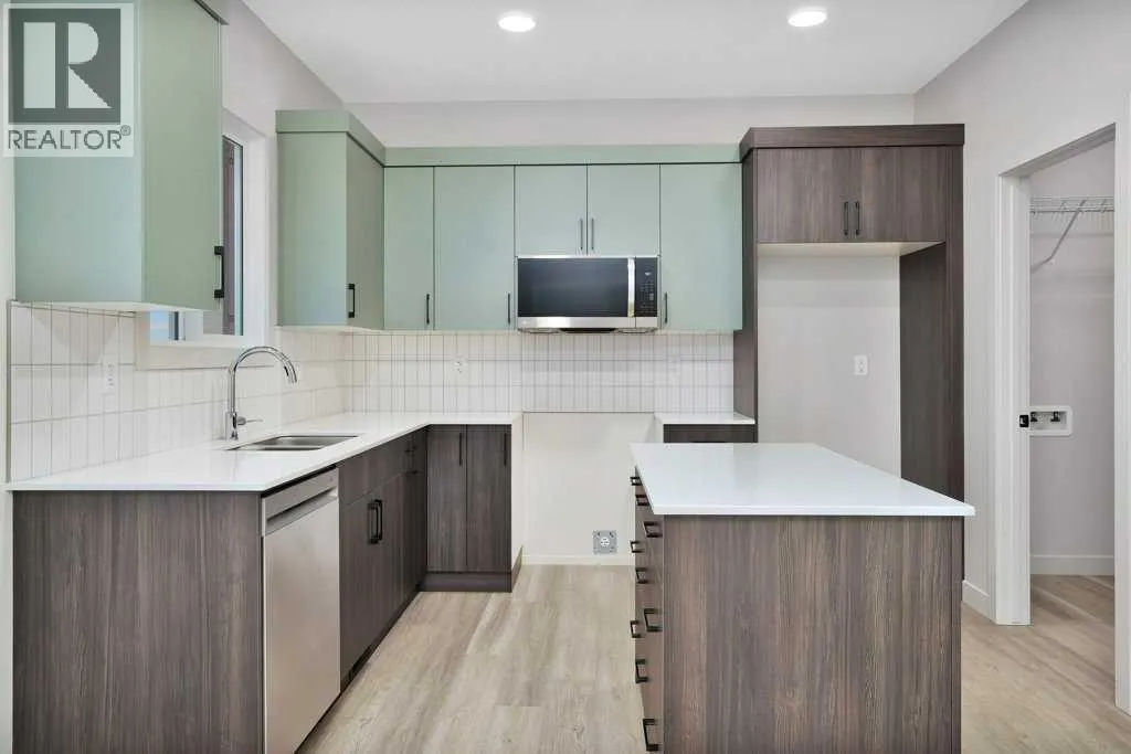 122 Gray Close