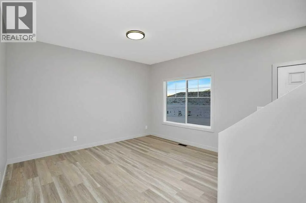 122 Gray Close