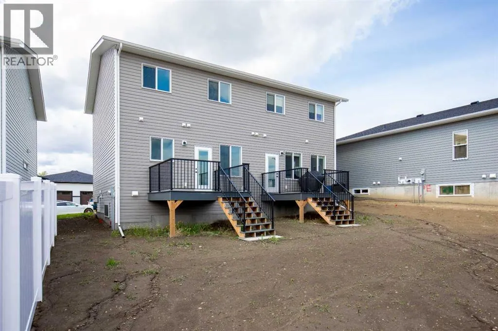 122 Gray Close