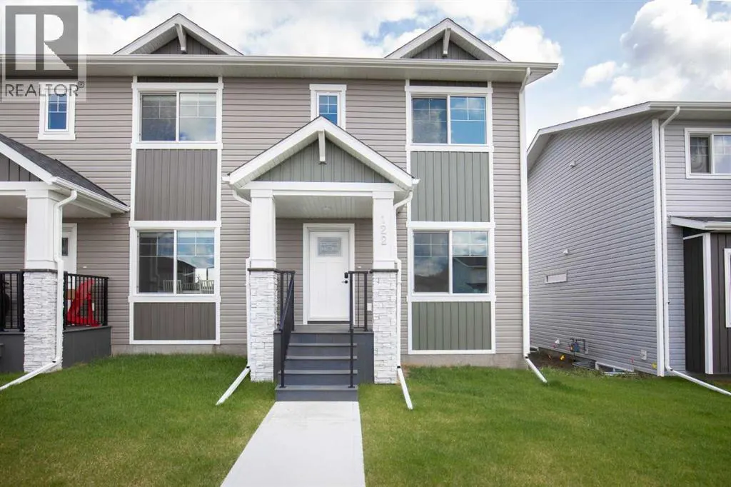 122 Gray Close