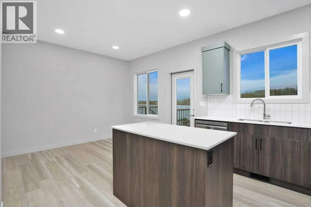 122 Gray Close