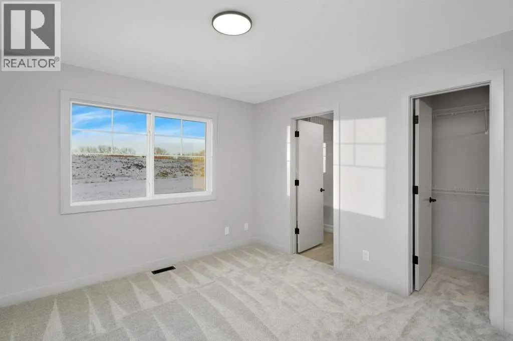 122 Gray Close