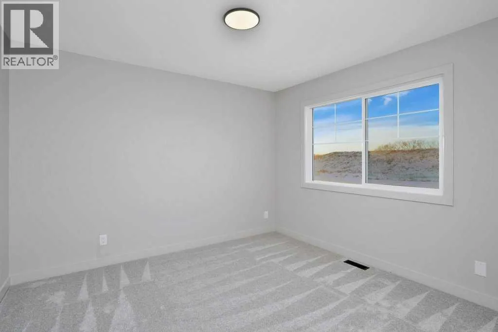 122 Gray Close