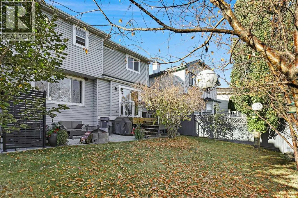 68 Douglas Glen Crescent SE