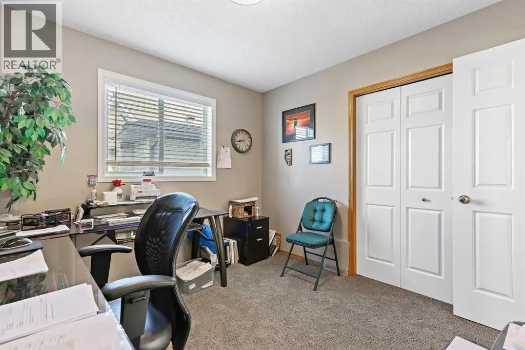 68 Douglas Glen Crescent SE