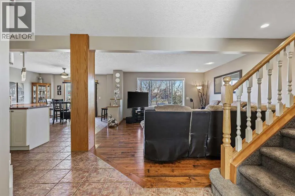 68 Douglas Glen Crescent SE