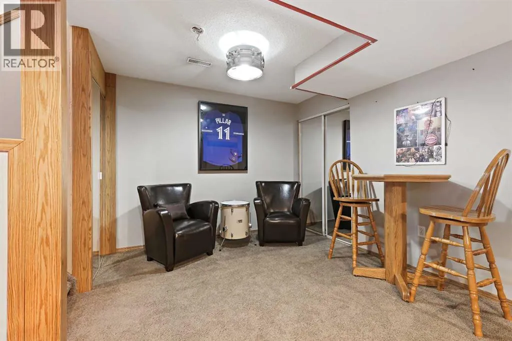 68 Douglas Glen Crescent SE